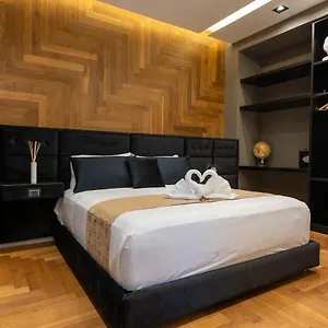 B&z Luxury בארי